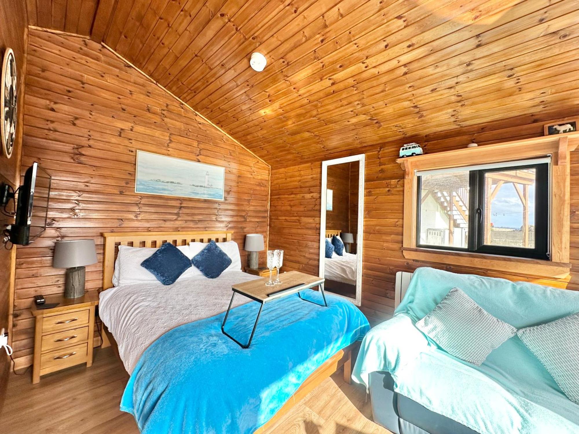 Cosy Portmor Log Cabin- Sea Views, Deck & Relaxation Malin Head Kültér fotó